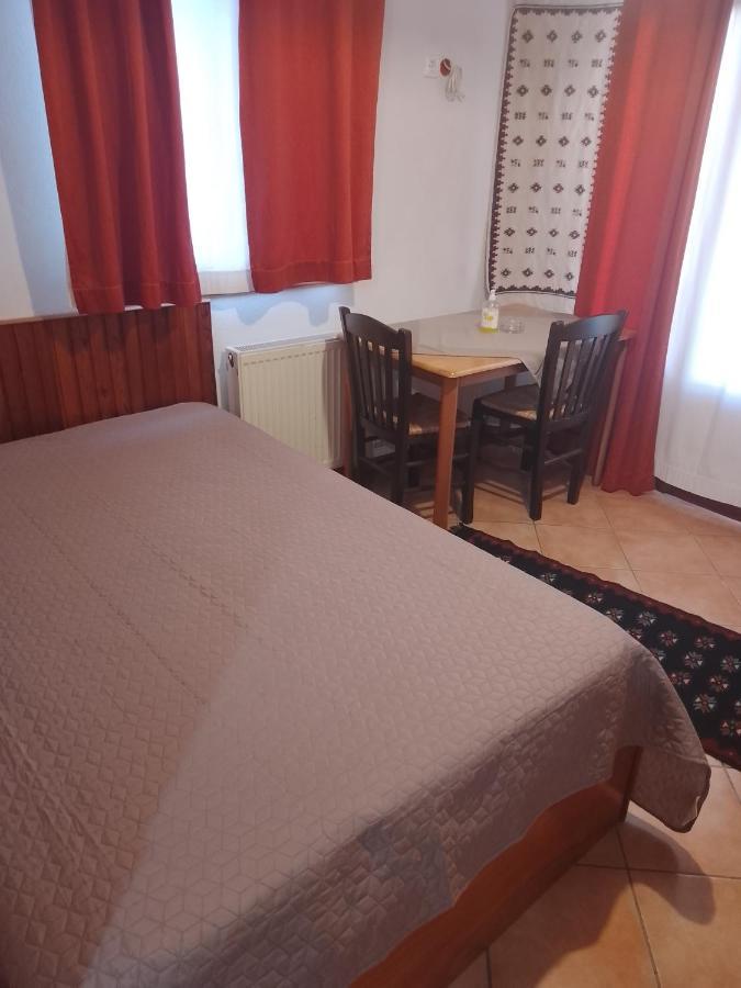 Hotel Arka Metsovo Zimmer foto